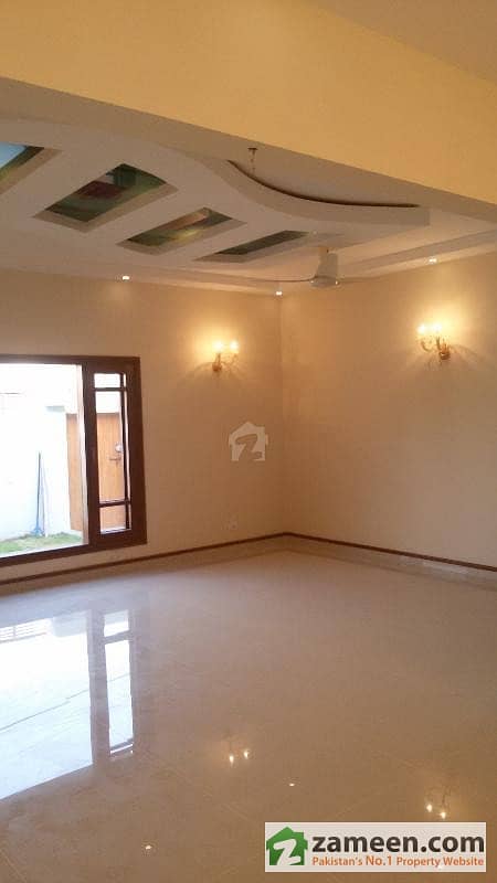 Brand New 1000 Sq. Yards Bungalow is Available for Rent