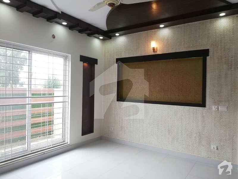 10 Marla Upper Portion For Rent Available In Tulip Block Bahria Town Lahore