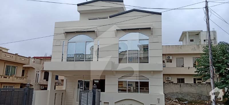 Lavish Brand New House Street 40 Ft For Sale G 13 Phase 2 Islamabad