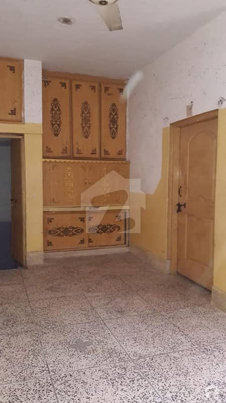 Upper Portion Available For Rent Upper Portion Available For Rent