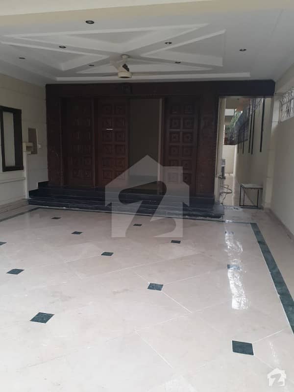 F11 Renovated Separate Gate Upper Portion For Rent Good Location