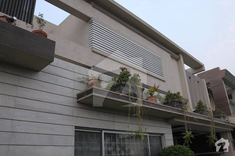 1 Kanal Luxurious Bungalow For Rent In Dha Phase 5 E Block