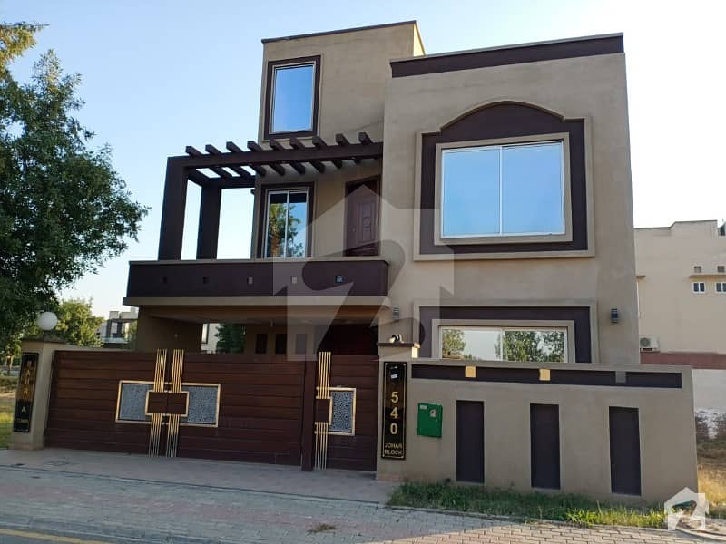 Brand New Good Location Available 10 Marla Owner Build High In Luxury Fully Solid House Sale In Bahria Town Lahore Sector E Block Johar