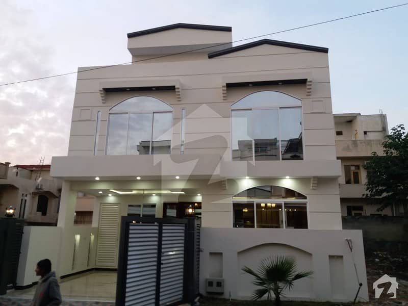Luxury 30x60 Brand new House For Sale In G 13