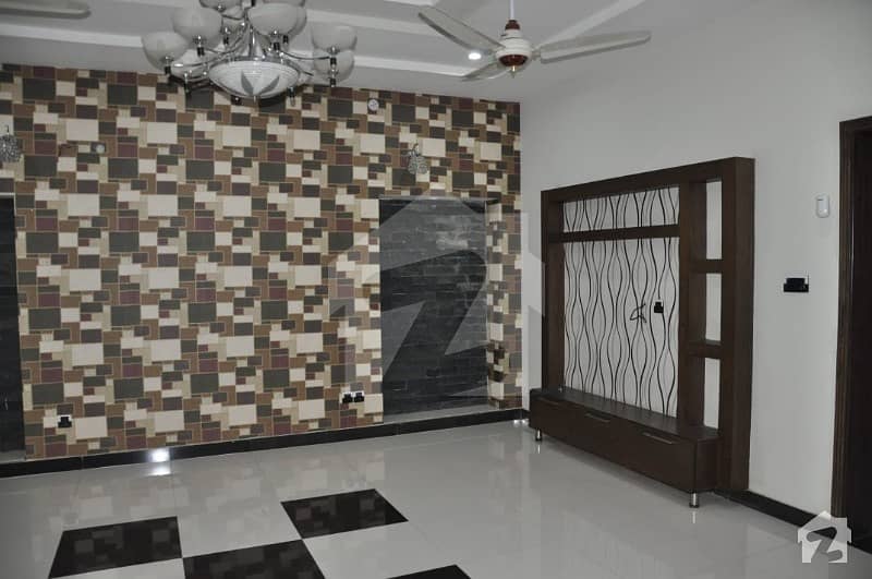 10 Marla Brand New Luxury Portion For Rent In Bahria Town Lahore