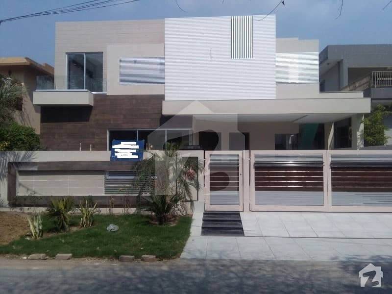 1 Kanal Luxurious Bungalow For Rent In Dha Defence Phase  5 K Block