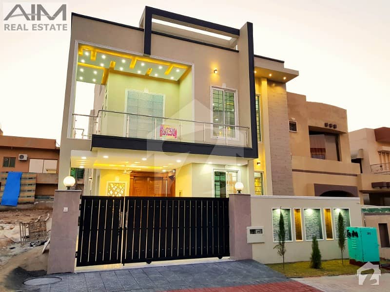 Excellent 10 Marla House For Sale