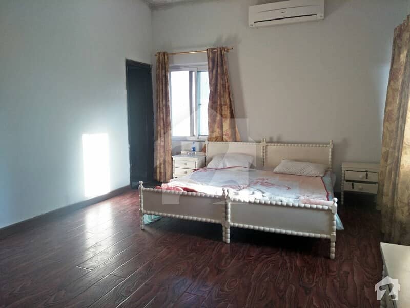 Fully Furnished Room For Rent Fully Furnished Room For Rent
