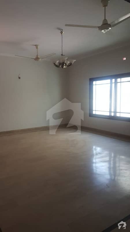 Dha Defence Chance Deal 500 Sq Yards West Open Corner Bungalow Near Park Available For Sale