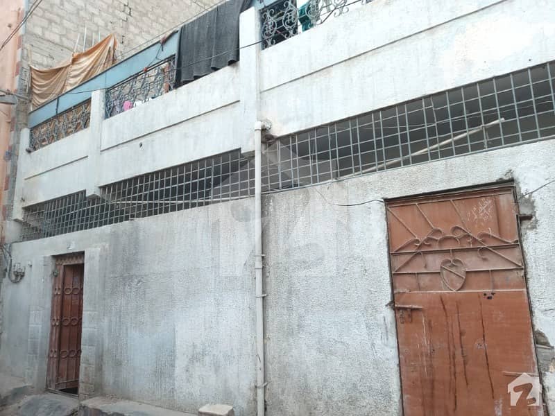 منظور کالونی کراچی میں 6 کمروں کا 4 مرلہ مکان 1 کروڑ میں برائے فروخت۔