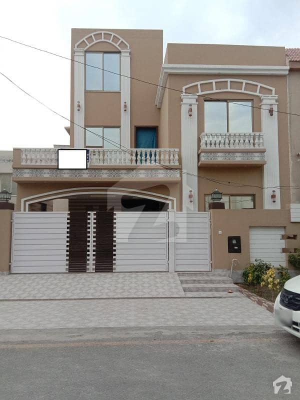 A Nicely Build 8 Marla Brand New House Is Available For Sale In Umar Block Sector B Bahria Town Lahore