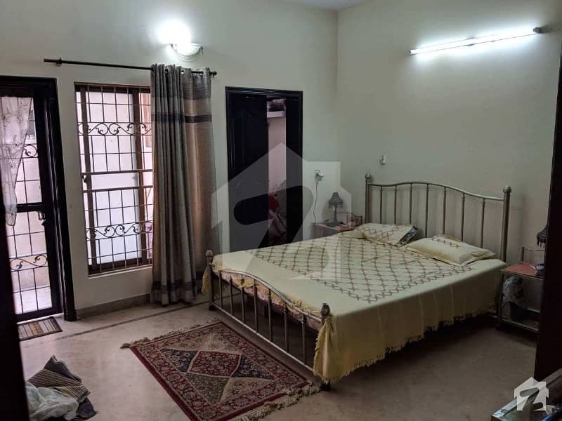 10 Marla Lower Portion For Rent On Top Location Of Wapda Town Lahore
