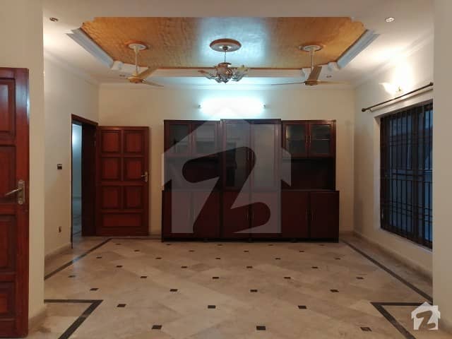 1 Kanal House For Rent In DHA Phase 1