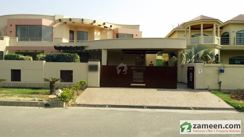 32 Marla Very Beautiful General Villa In Sarwar Colony Is Available