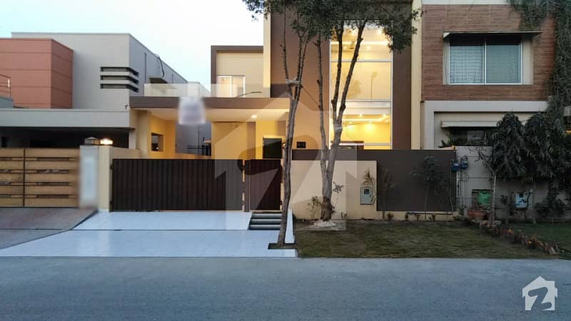 10 Marla Bungalow For Sale In D Block Of DHA Phase 6 Lahore
