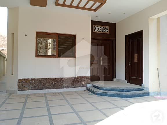 10 Marla House For Rent Wapda Town Phase 2