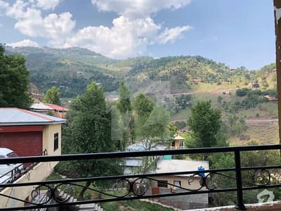 7 Marla Flat Upper Portion For Sale In Murree On Outstanding  Populated Place