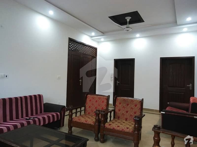 پنجاب سمال انڈسٹریز کالونی لاہور میں 5 کمروں کا 7 مرلہ مکان 1.4 کروڑ میں برائے فروخت۔