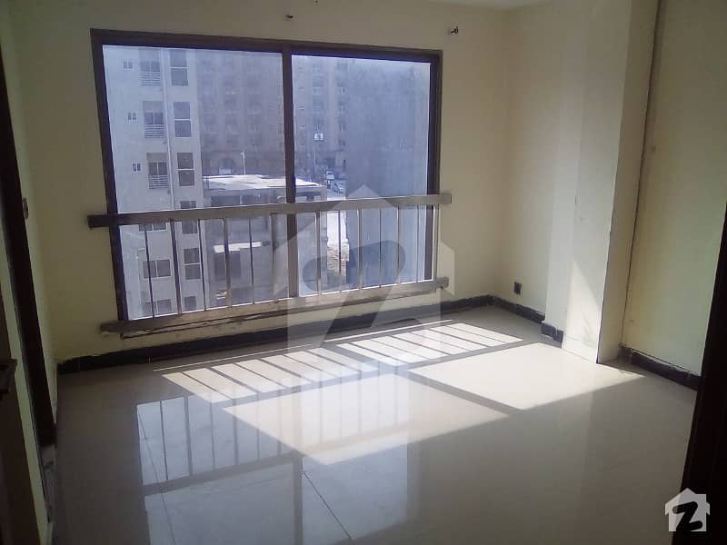 2 Bed Apartment 650 Square Feet 2 Bed With Attached Bath Sitting Area Open Kitchen