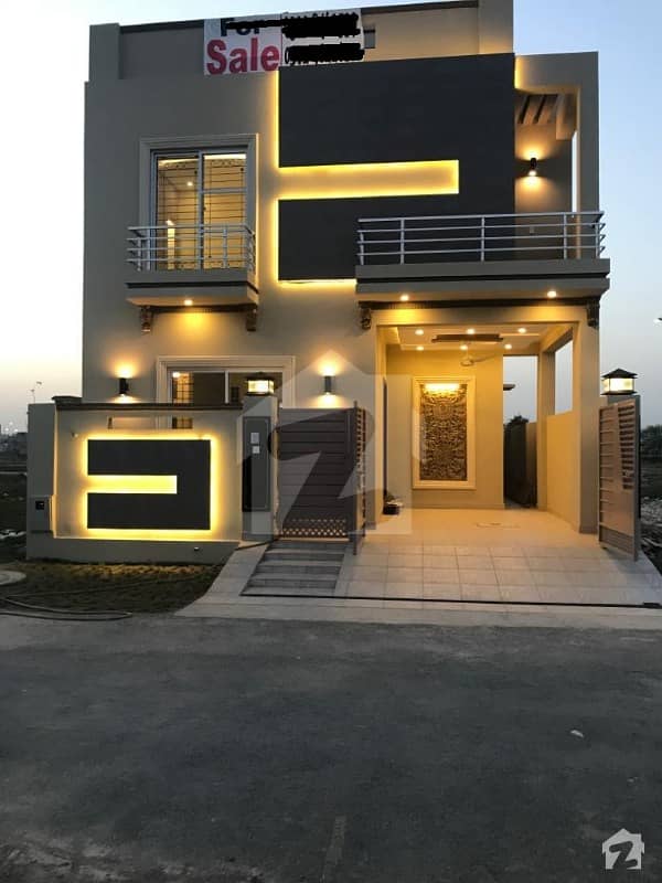 05 Marla Brand New Stylish House Is Available For Sale
