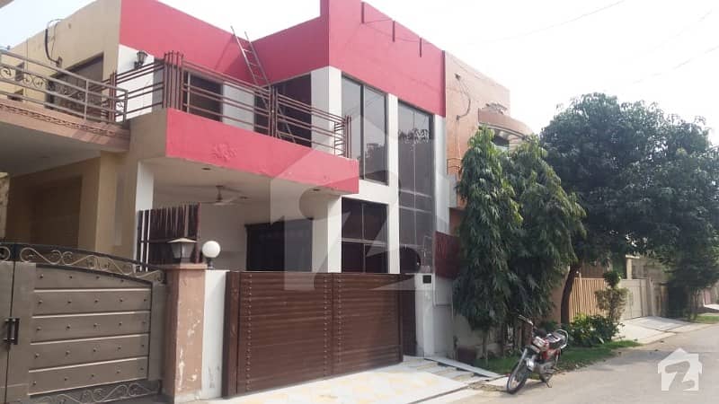 Furnished 8 Marla Luxury Full House Prime Location Urgently Sale In Phase 3