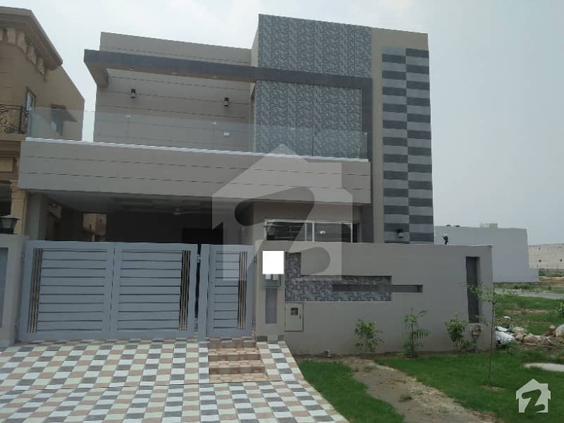 ڈی ایچ اے 9 ٹاؤن ڈیفنس (ڈی ایچ اے) لاہور میں 3 کمروں کا 5 مرلہ مکان 1.25 کروڑ میں برائے فروخت۔