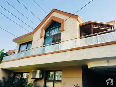 1 Kanal Bungalow Is Available For Sale