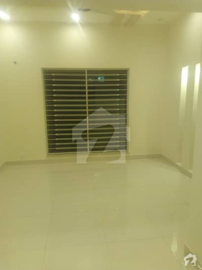 Brand New 5 Marla Full House Vacant For Rent Brand New 5 Marla Full House Vacant For Rent