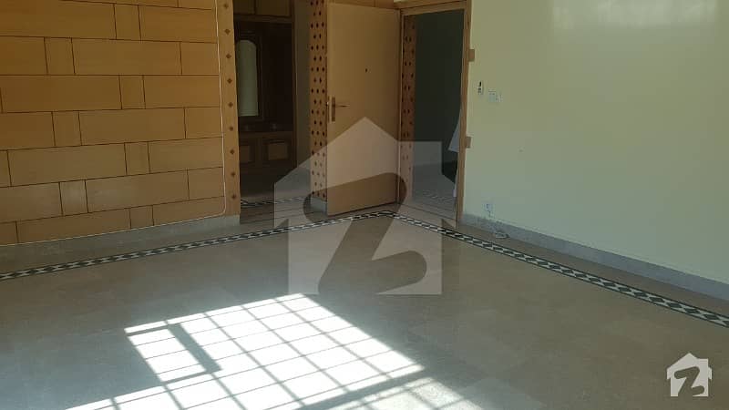 F7  Totally  Marble  Flooring  05  Bedroom  House  With  Beautiful  Maintain  Lawn  Ideal  For  Diplomats