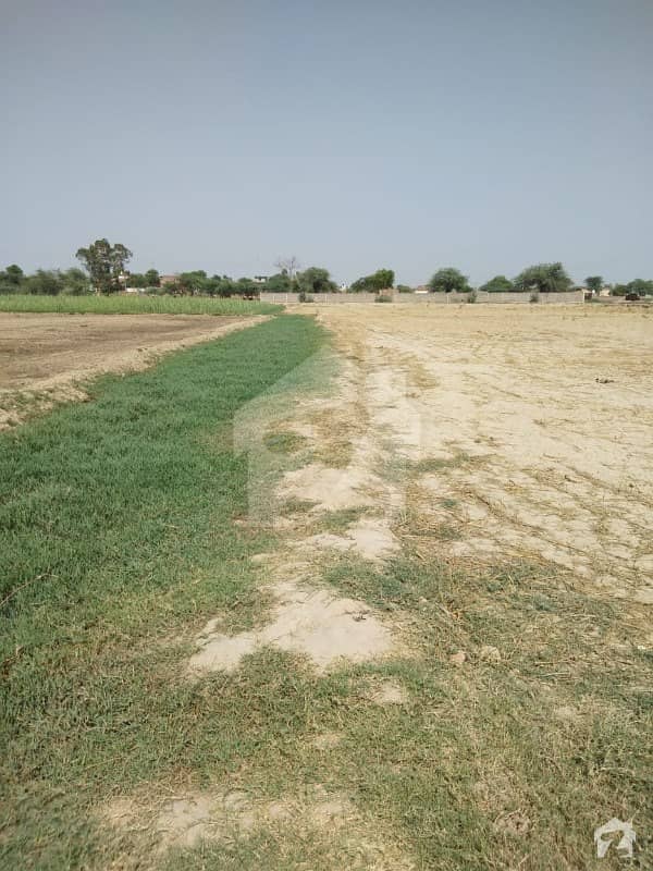 ڈی ایچ اے فیز 7 ڈیفنس (ڈی ایچ اے) لاہور میں 8 کنال زرعی زمین 55 لاکھ میں برائے فروخت۔