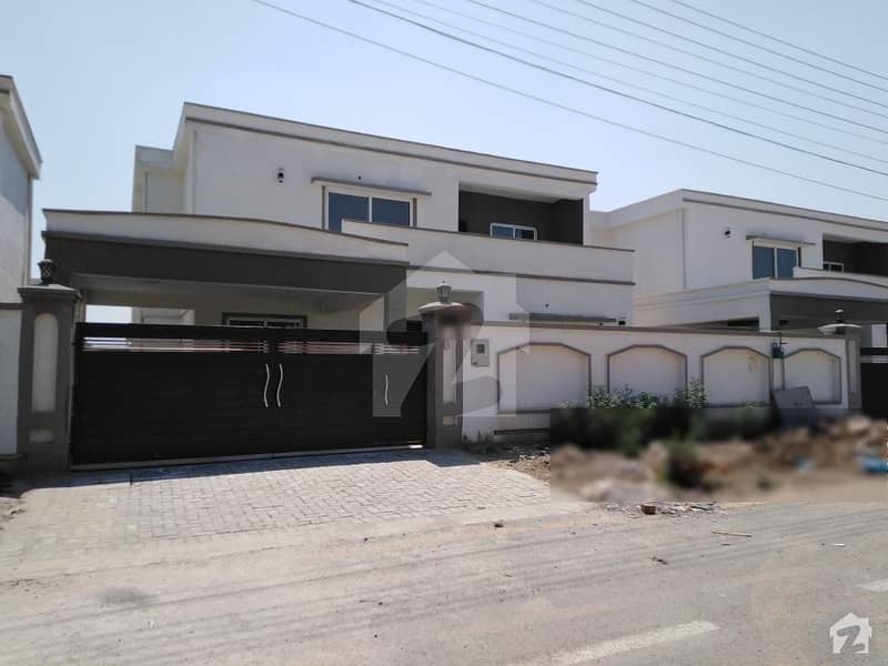 One Kanal Brand New House Available For Rent In Gulberg Near Kalma Chowk Lahore