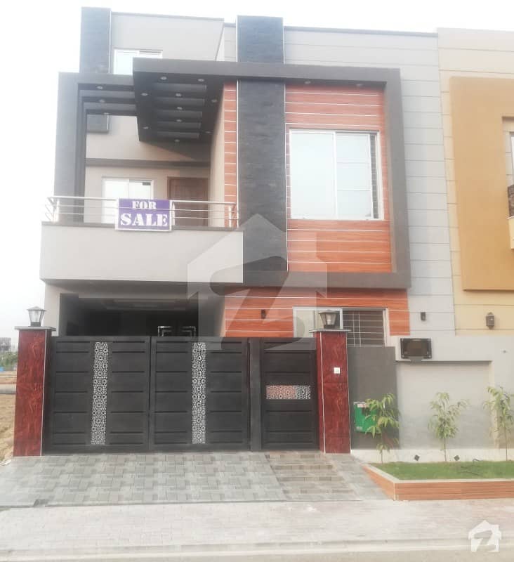 5 MARLA BRAND NEW HOUSE FOR SALE IN SECTOR E BAHRIA TOWN LAHORE