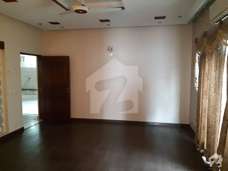1 Kanal Luxurious Bungalow For rent in DHA Defence Phase 6 J block