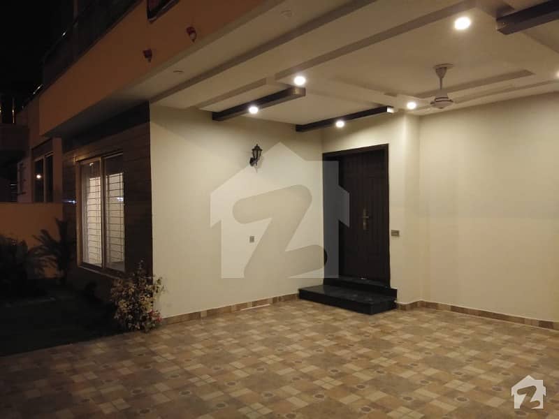 10 Marla Full House For Rent Near D H A Phase 6 Gated Society