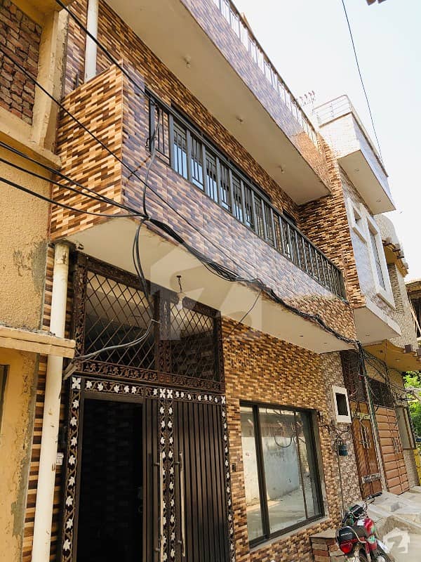 شاہ جمال لاہور میں 4 کمروں کا 4 مرلہ مکان 43 ہزار میں کرایہ پر دستیاب ہے۔
