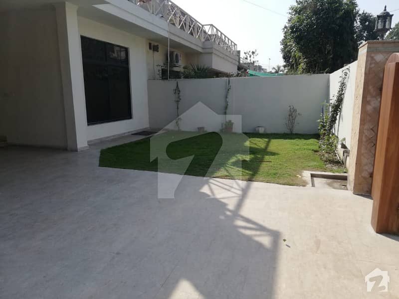 10 Marla Beautiful Spanish Royal Place Modern Luxury Upper Portion For Rent In Dha Phase 6