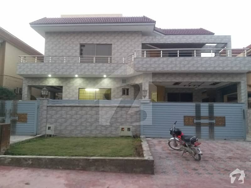 Brand New Triple Storey House Available For Sale In F-11/4