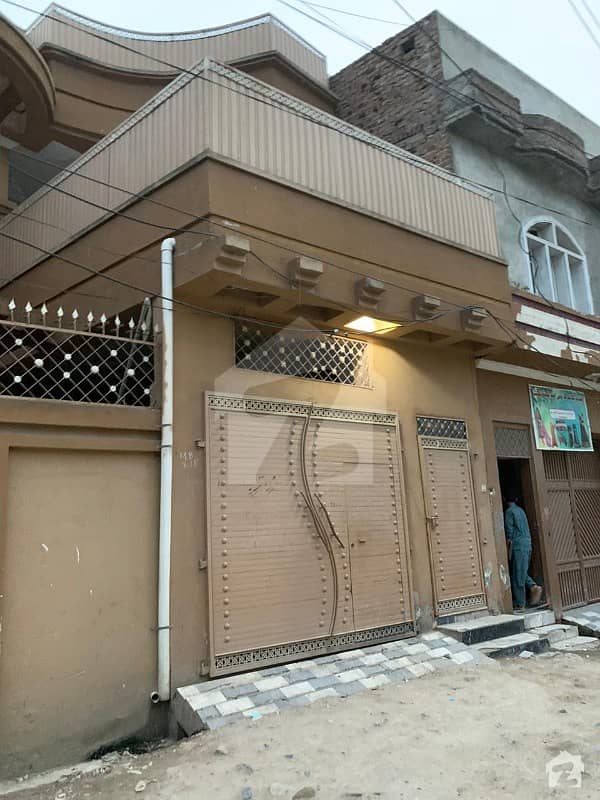 ورسک روڈ پشاور میں 9 کمروں کا 12 مرلہ مکان 2.15 کروڑ میں برائے فروخت۔