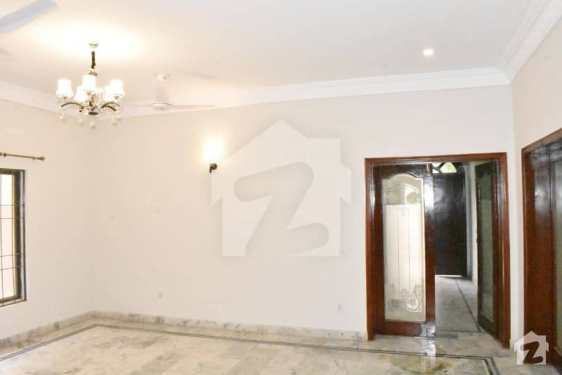 One Kanal Modern Style Bungalow Near Y Block Market Prime Location