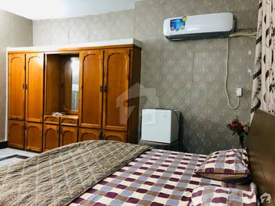 Fully Furnished Room Available For Rent In 1 Kanal House