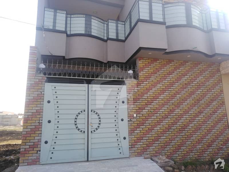واپڈا ٹاؤن پشاور میں 4 کمروں کا 7 مرلہ مکان 65 لاکھ میں برائے فروخت۔