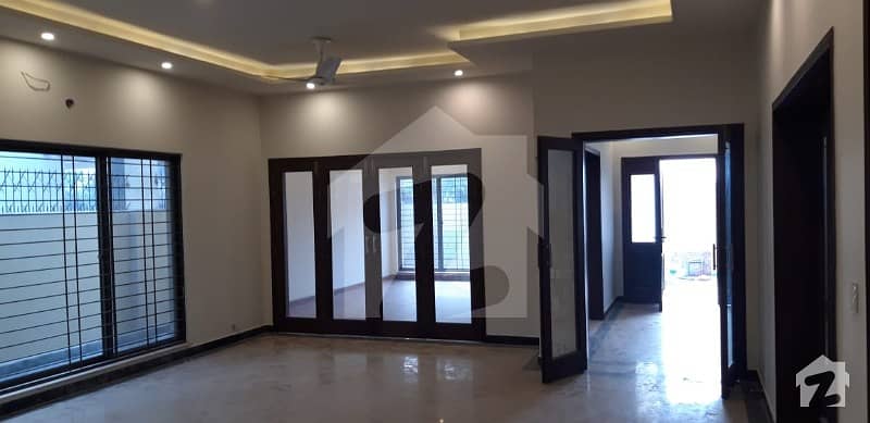 1 Kanal Lower Portion available for Rent in Eden City C Block