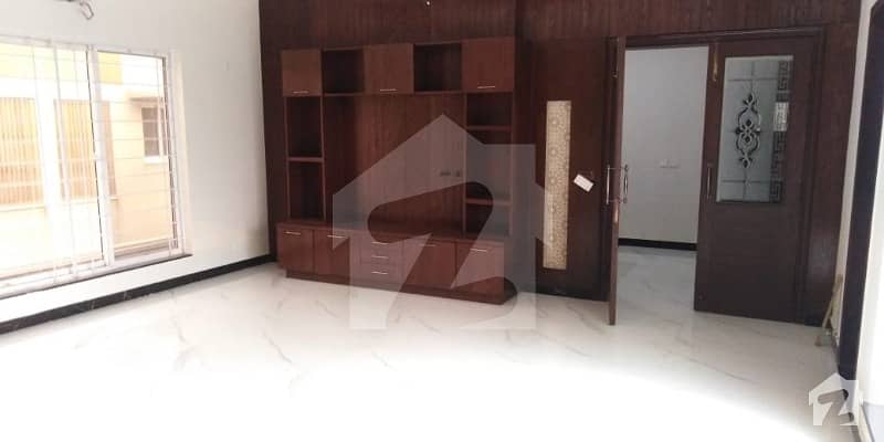 Modern Location One Kanal Lower Portion For Rent At Phase 4