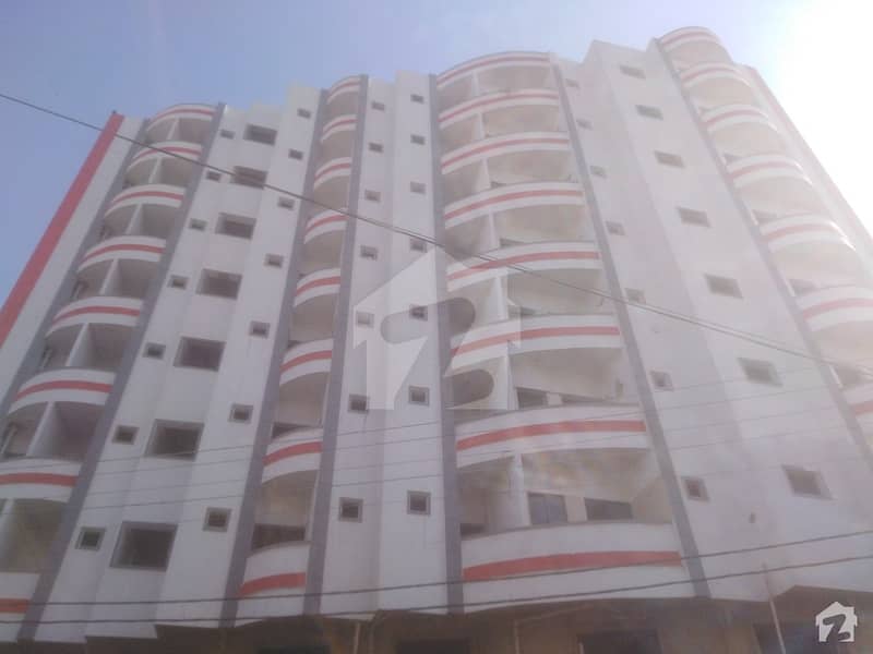 ناظم آباد - بلاک 5ای ناظم آباد کراچی میں 1 کمرے کا 2 مرلہ فلیٹ 17 لاکھ میں برائے فروخت۔