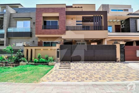 Solid Near Park 10 Marla 5 Bed House For Sale In Reasonable Price Solid Near Park 10 Marla 5 Bed House For Sale In Reasonable Price