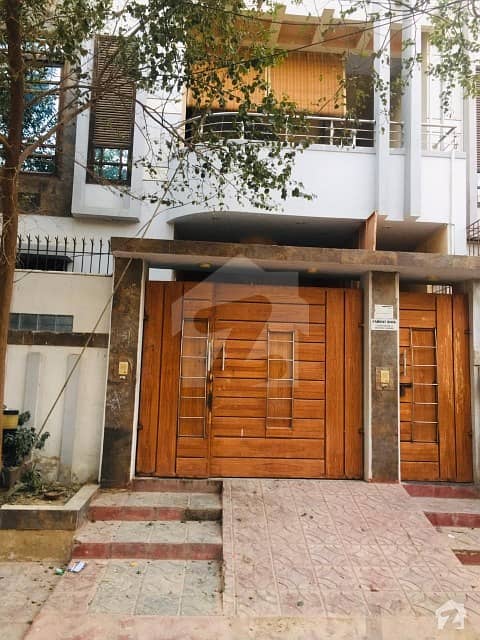 گلستانِِ جوہر ۔ بلاک 13 گلستانِ جوہر کراچی میں 6 کمروں کا 6 مرلہ مکان 2.7 کروڑ میں برائے فروخت۔