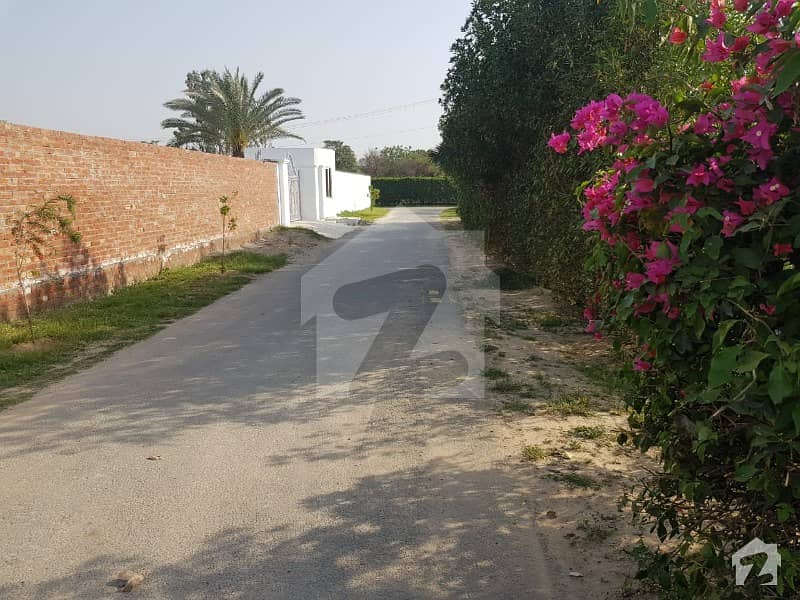 4 Kanal Corner Farmhouse Land Available For Sale On Bedian Road Bedian