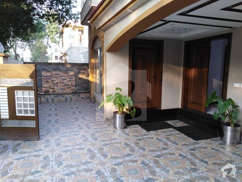 10 Marla Complete House Available On Rent In Gulbahar Block Bahria Town Lahore