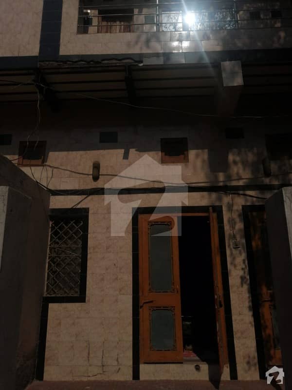 سمن آباد فیصل آباد میں 4 کمروں کا 3 مرلہ مکان 75 لاکھ میں برائے فروخت۔