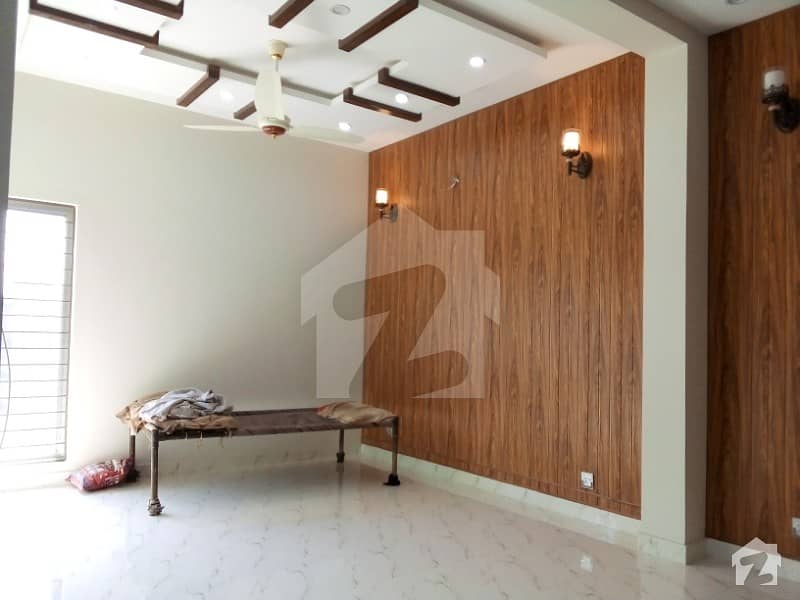ڈی ایچ اے 11 رہبر فیز 2 ڈی ایچ اے 11 رہبر لاہور میں 3 کمروں کا 5 مرلہ مکان 1.18 کروڑ میں برائے فروخت۔